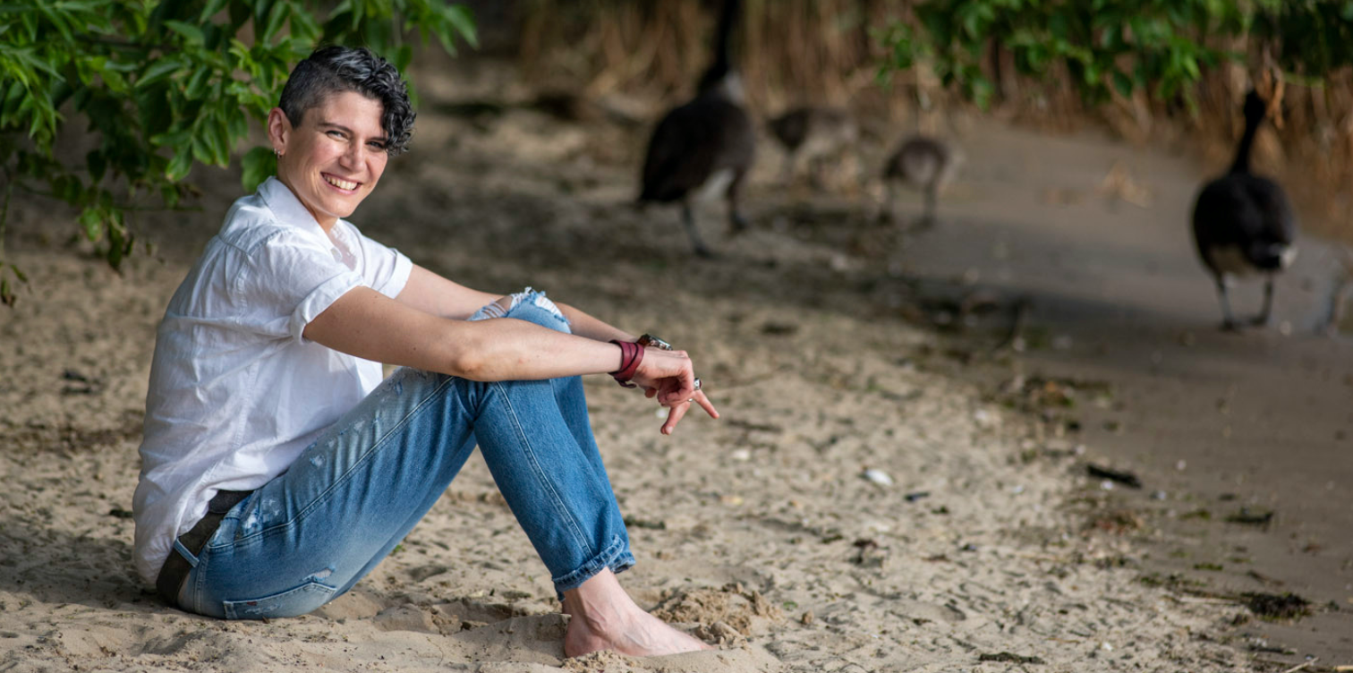 When Italian singer-songwriter Erene Mastrangeli heard the news of the tragic mass shooting at Pulse nightclub, time stopped for her and inspired “Love, Shine” – her new single