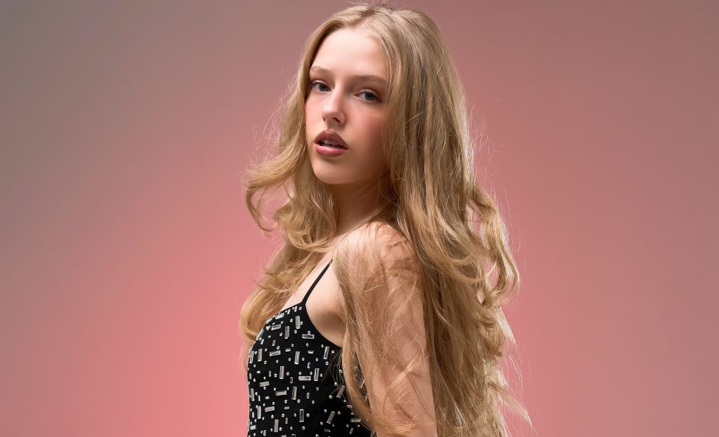 South Africa’s Giselle Niemand Delivers Soulful Pop Perfection with Fake Love